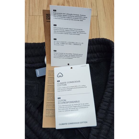 The North Face Joggers Mens Small Black Standard Fit Core Sweatpants NWT - Picture 13 of 14